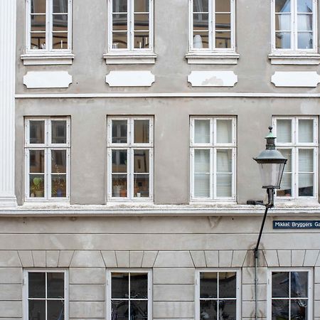Spacious Tivoli Gardens Apartment W 3 Bedrooms Copenhaga Exterior foto